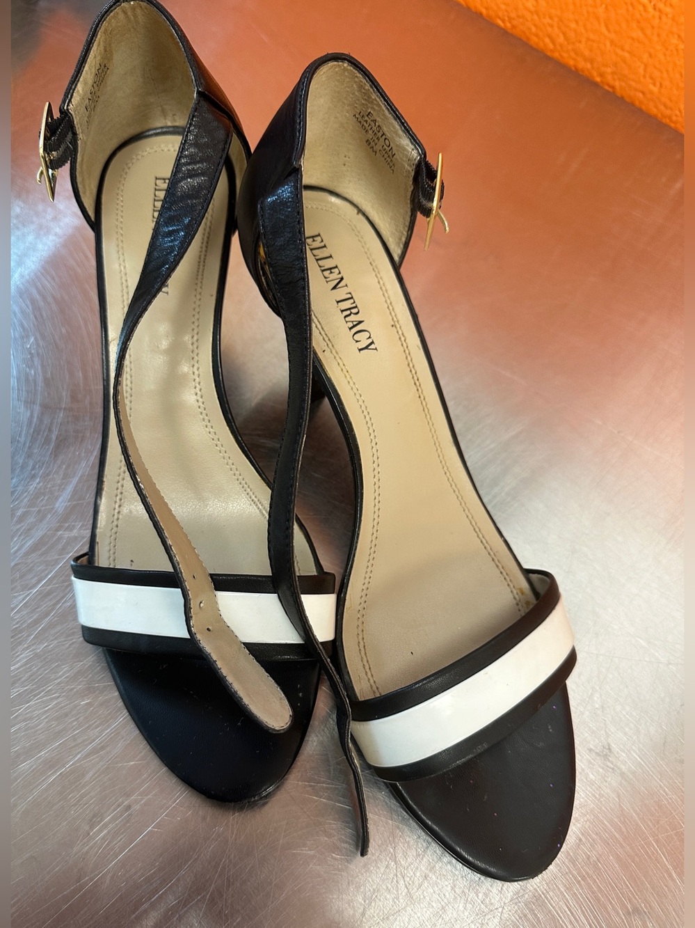 Ellen Tracy Easton Two-Tone Leather Ankle Strap Heels Black White Size 8M